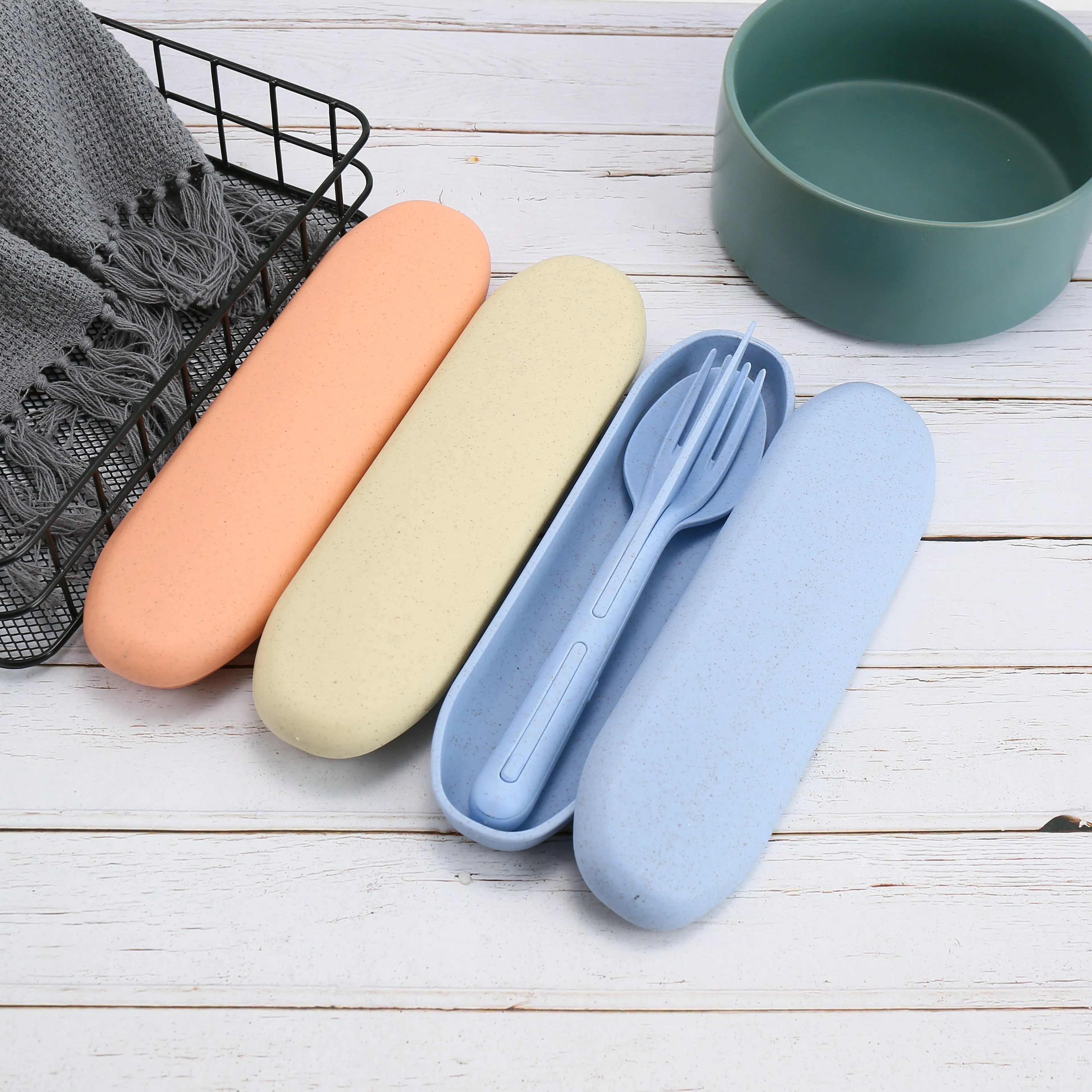 3-In-1 Portable Cutlery Sets   Case