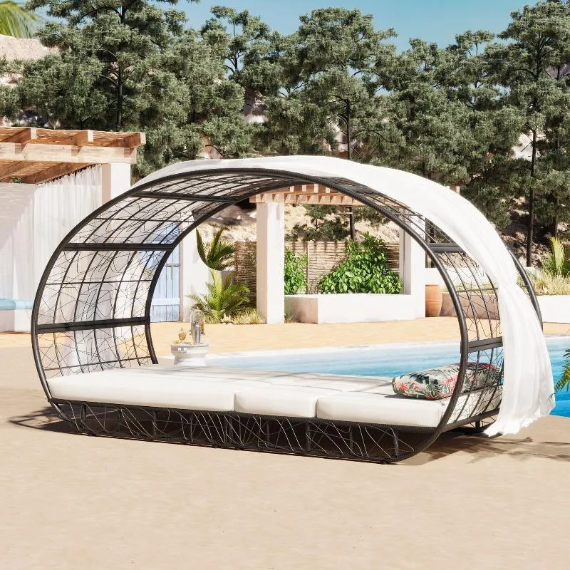 90.55" Outdoor Patio Daybed