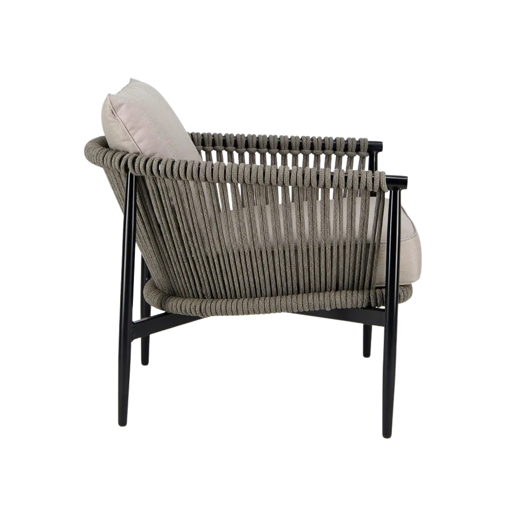 Archi Outdoor Lounge Chair