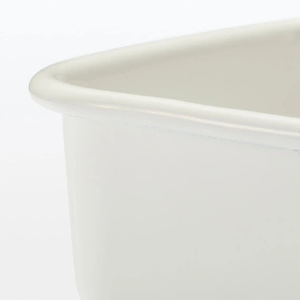 Enamel Storage Container