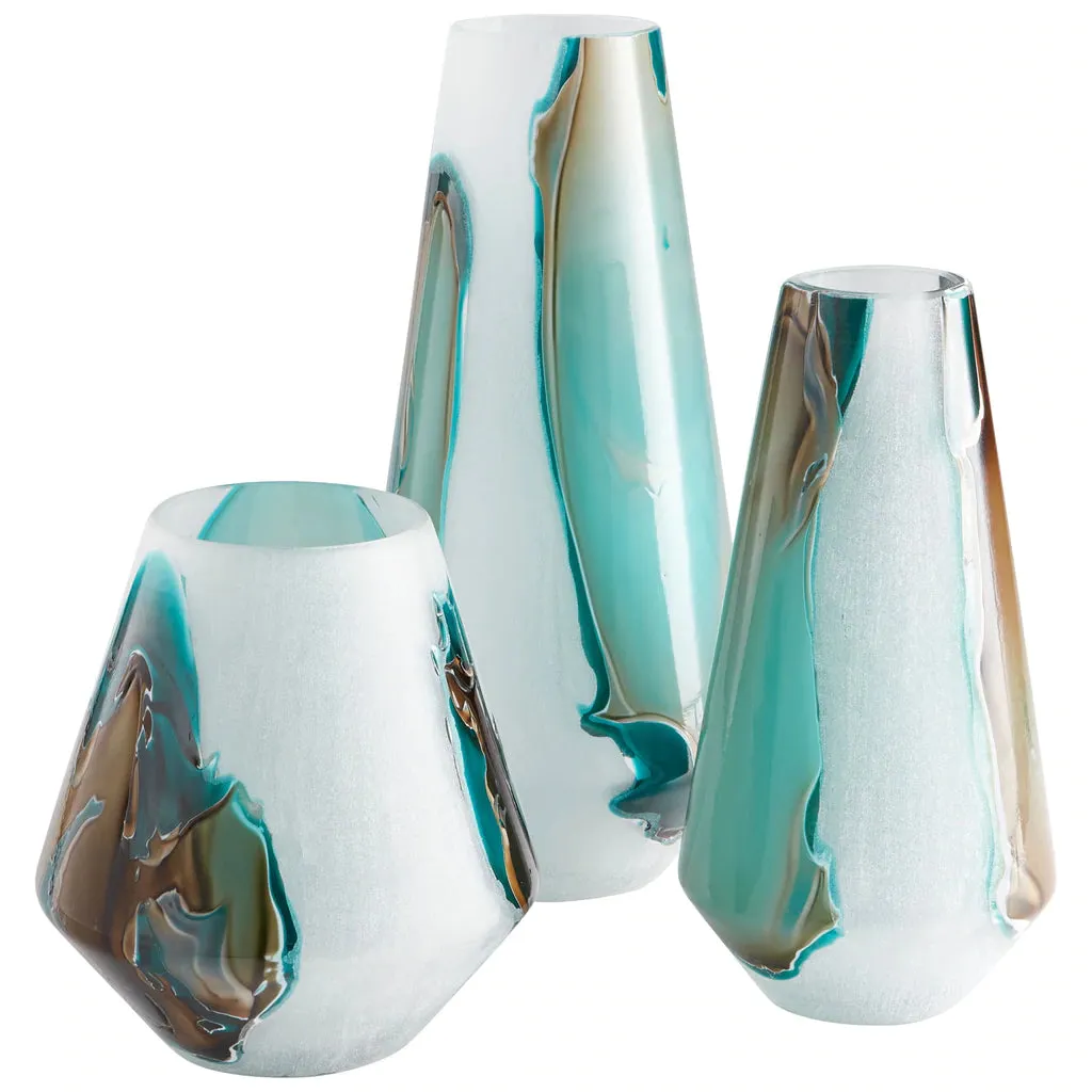 Ferdinand Vase By Cyan Design