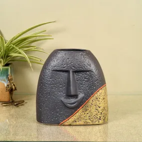 Maxoma Face Vase