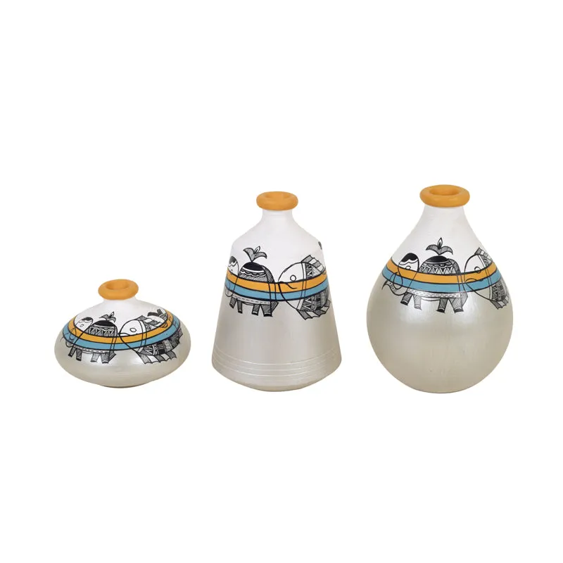 Sinchora Mystic Madhubhani Vase - Set Of Three
