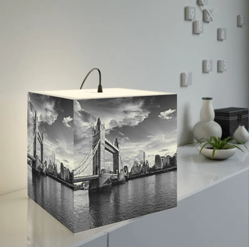 Skylines of NYC & London, New York City, 3D Printed Square Cube Lamp,Contemporary/Modern/Trendy Light/Home Decor Gifts, Stackable Lights