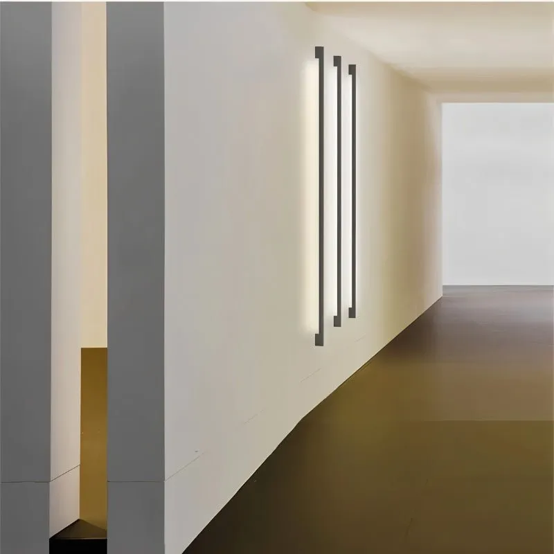 Zukruf Wall Lamp