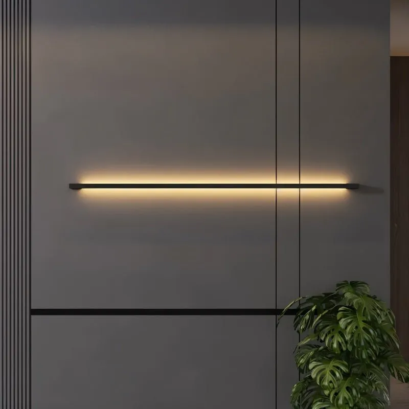 Zukruf Wall Lamp